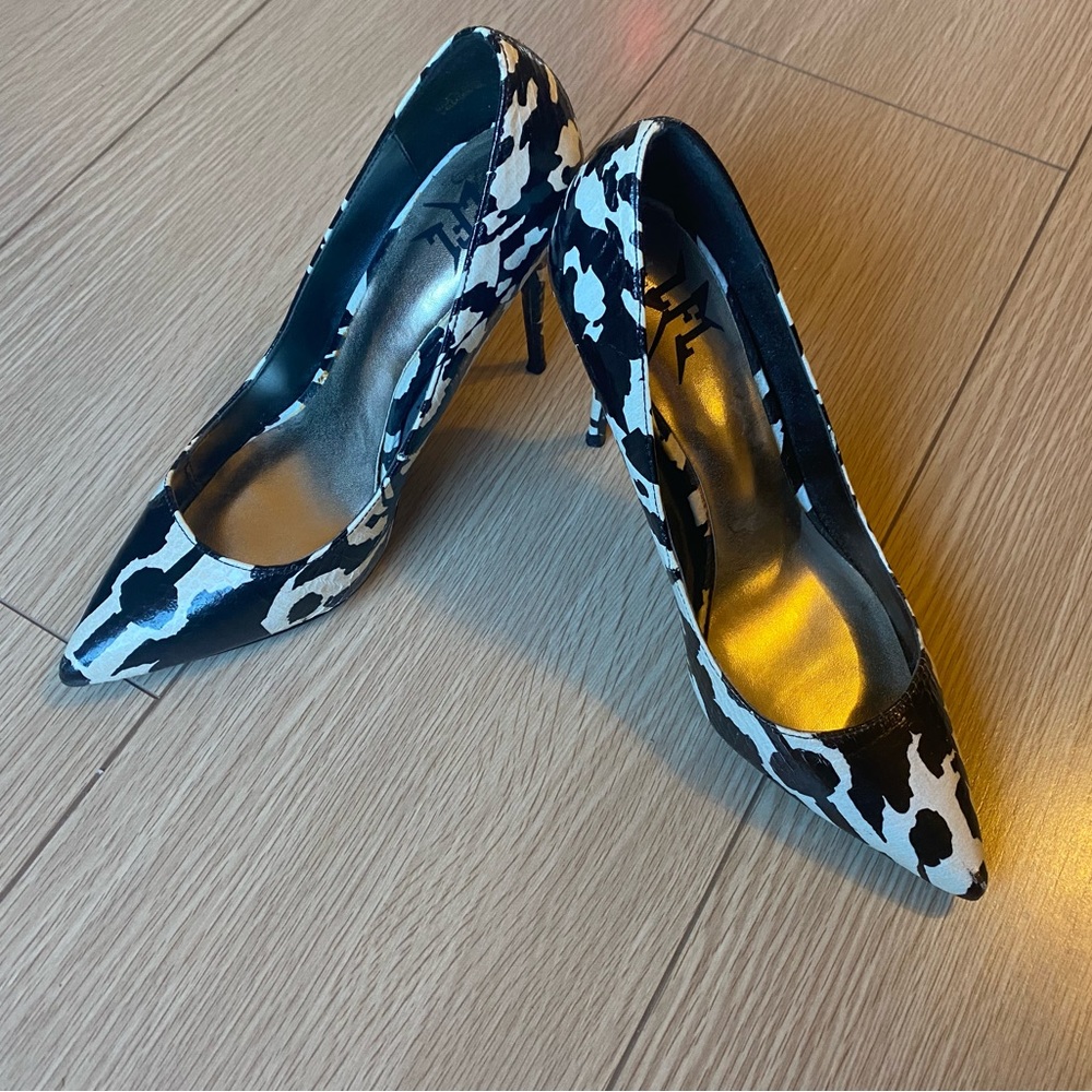 L-Elektrik Black/White Heels